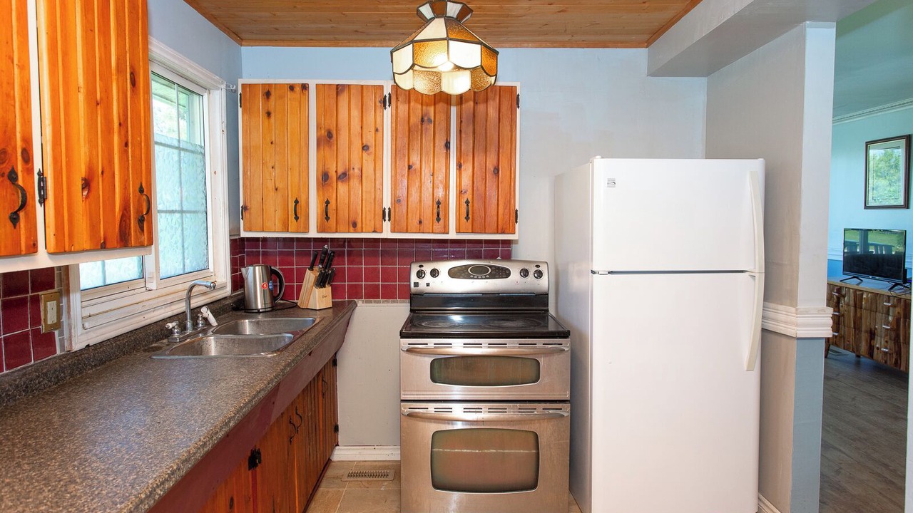 Photo of Kitchen in Kawartha Lakes