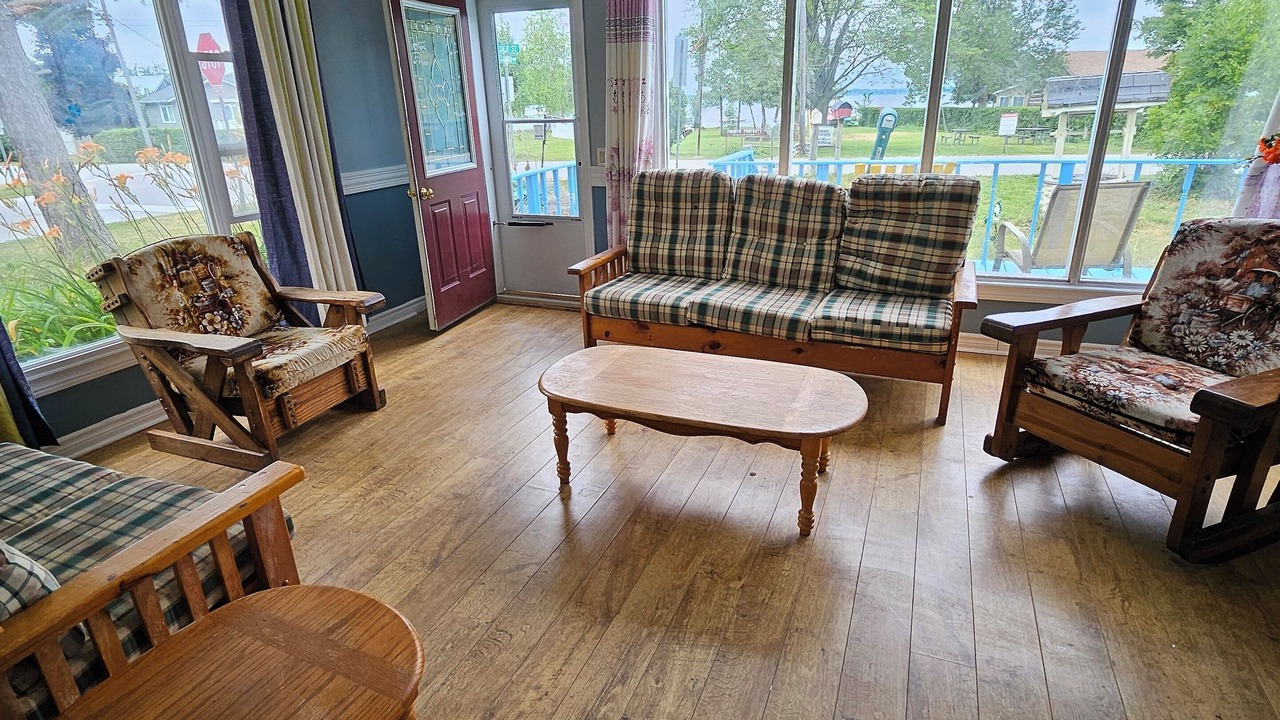 Photo of Livingroom in Kawartha Lakes