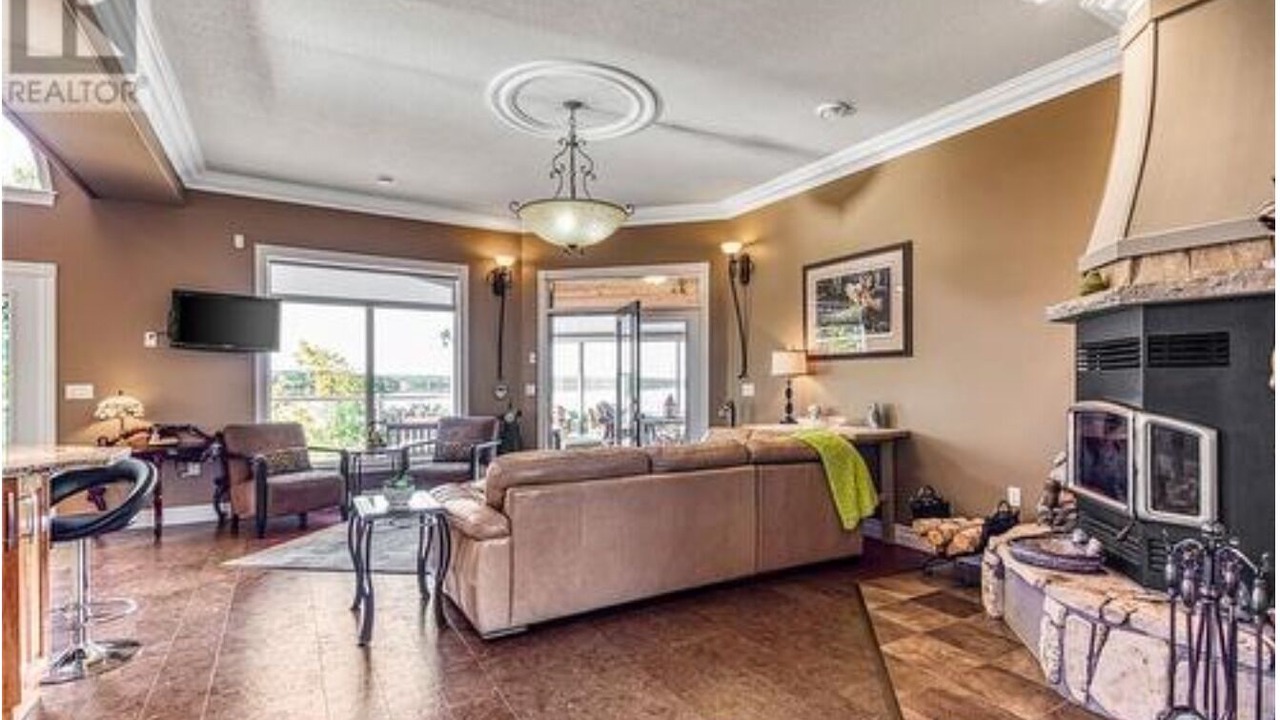 Photo of Livingroom in Azilda