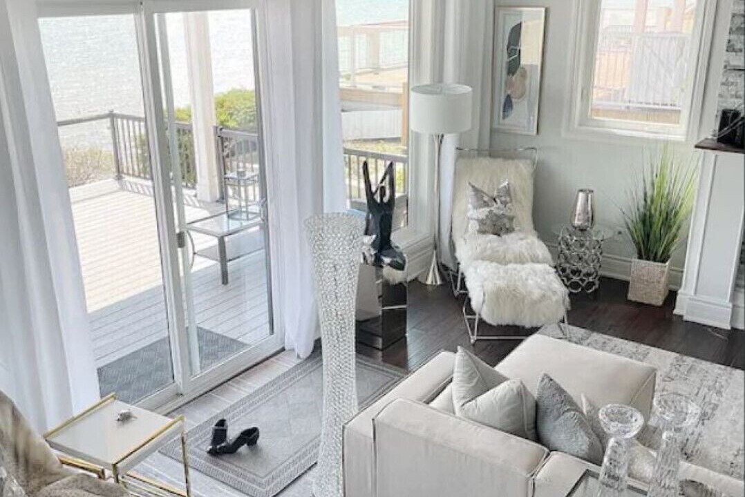 Photo of Bedroom in Crystal Beach