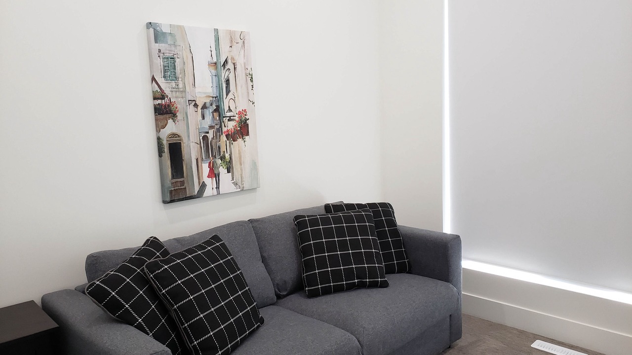 Photo of Livingroom in Grand Bend
