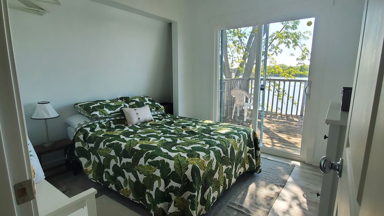 Photo of Bedroom in Isanti