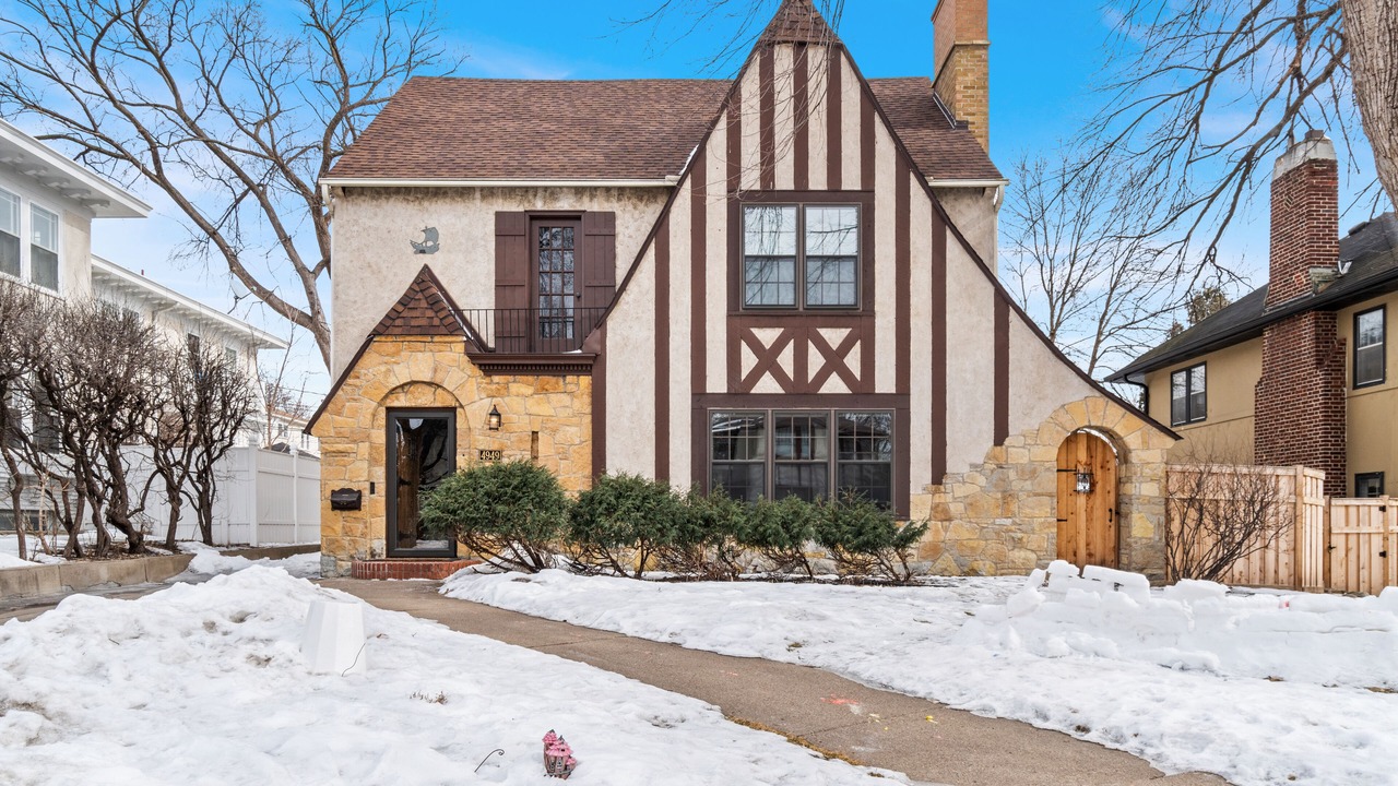 Photo of Outdoor in Lynnhurst