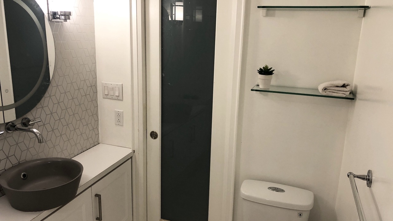 Photo of Bathroom in The Beaches