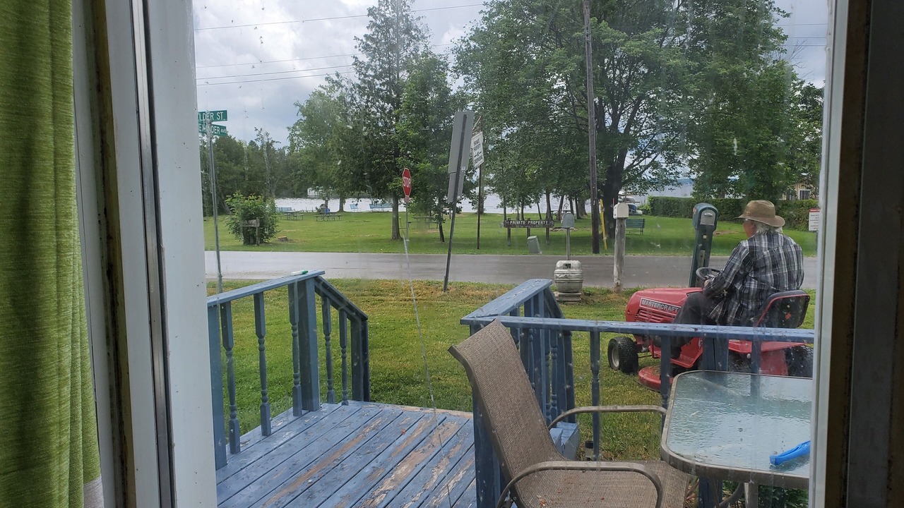 Photo of Others in Lindsay
