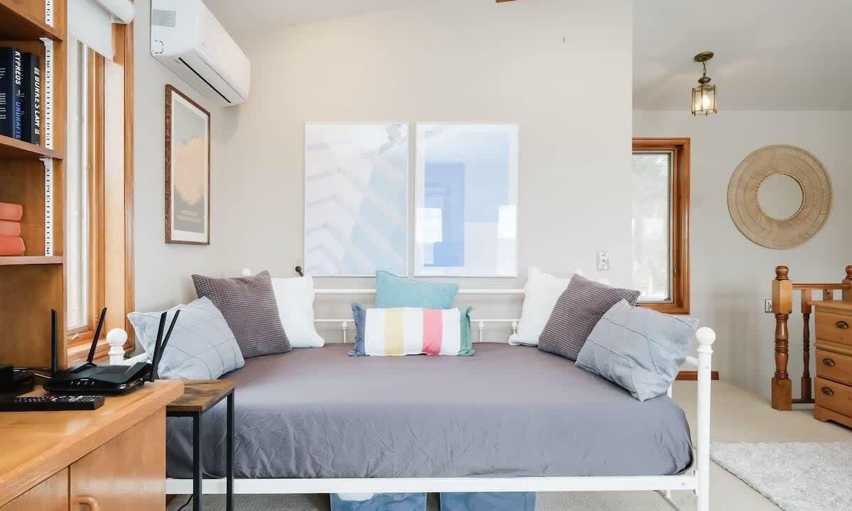 Photo of Bedroom in Lyndhurst