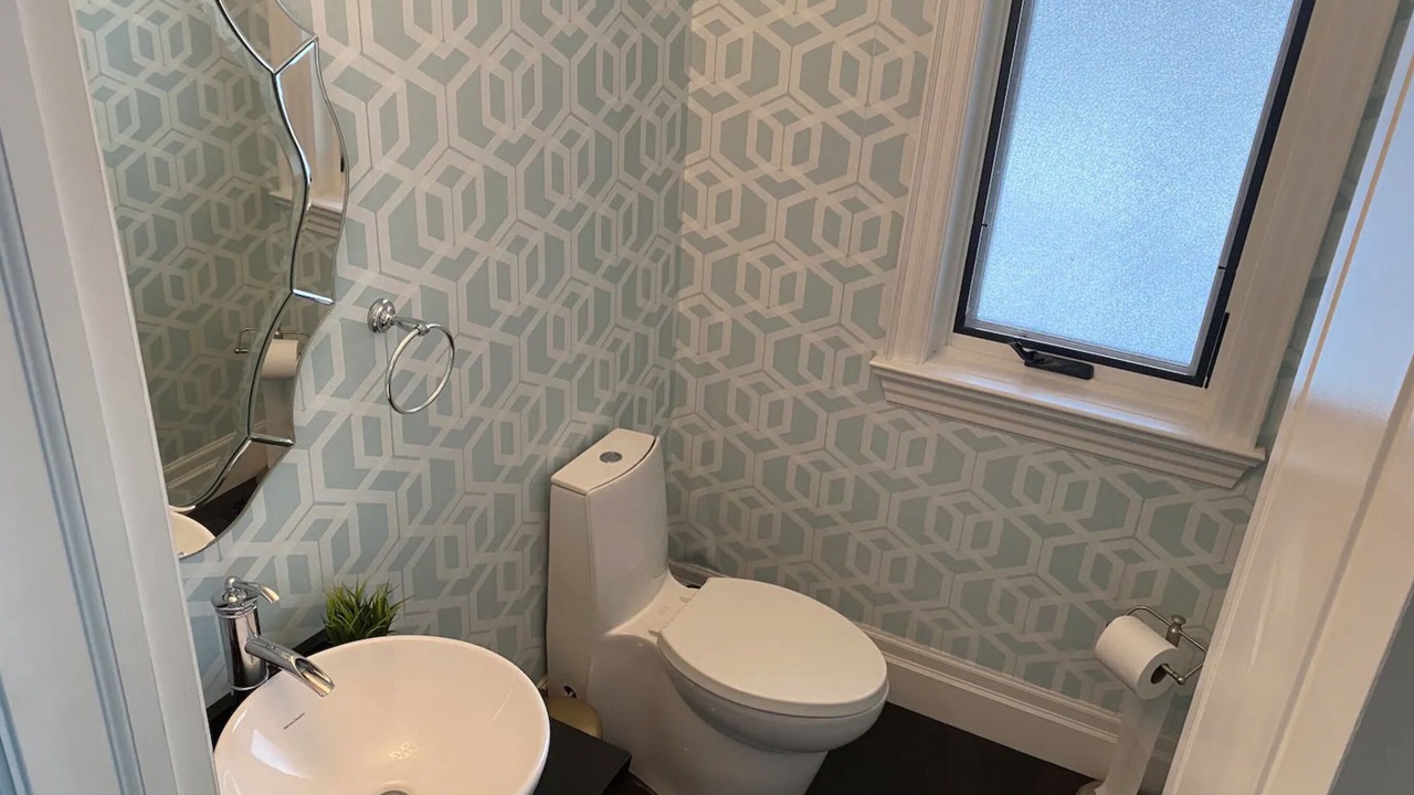 Photo of Bathroom in Essa
