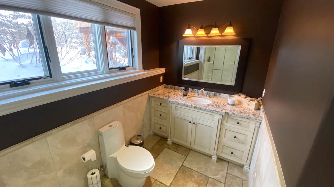Photo of Bathroom in Essa