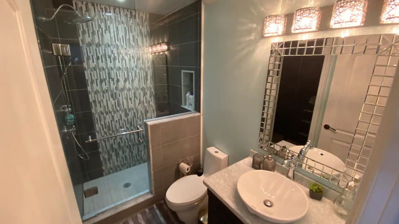 Photo of Bathroom in Essa