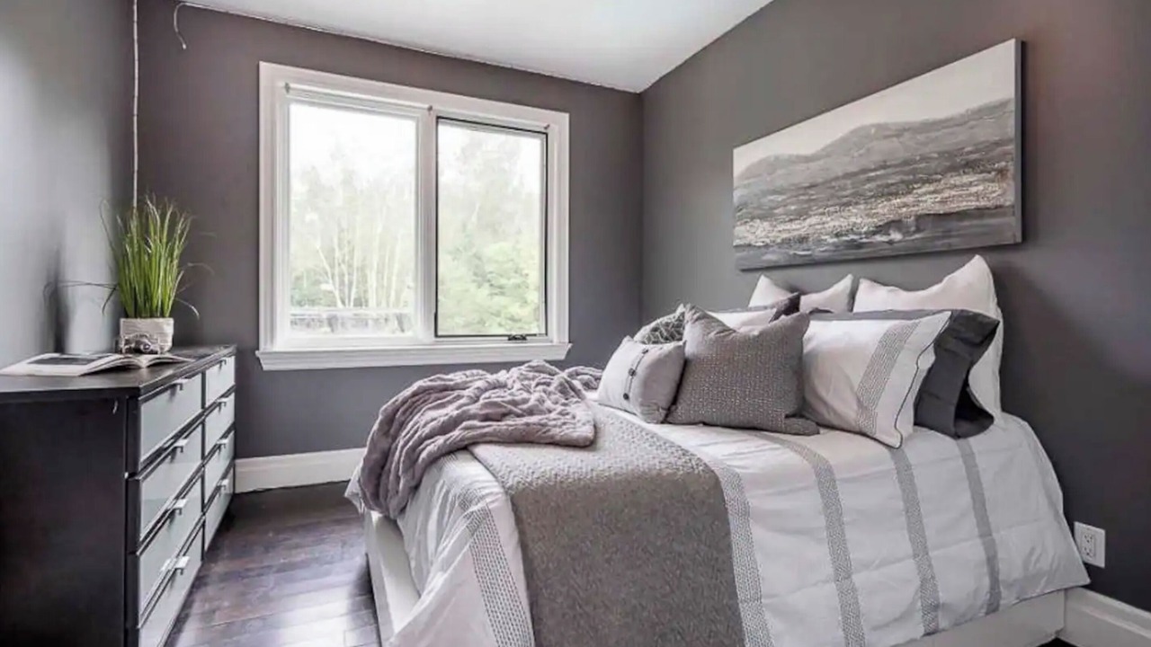 Photo of Bedroom in Essa