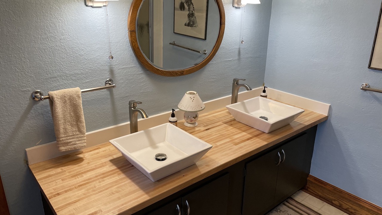 Photo of Bathroom in Kerrick