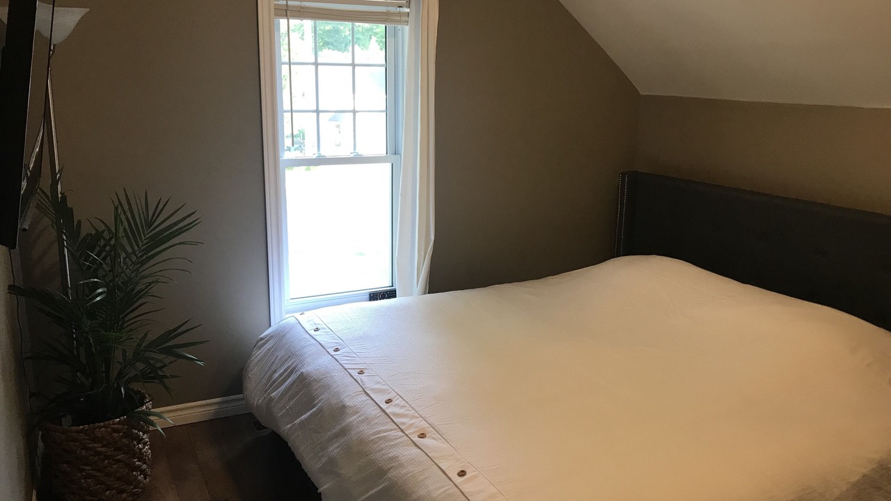Photo of Bedroom in Shallow Lake
