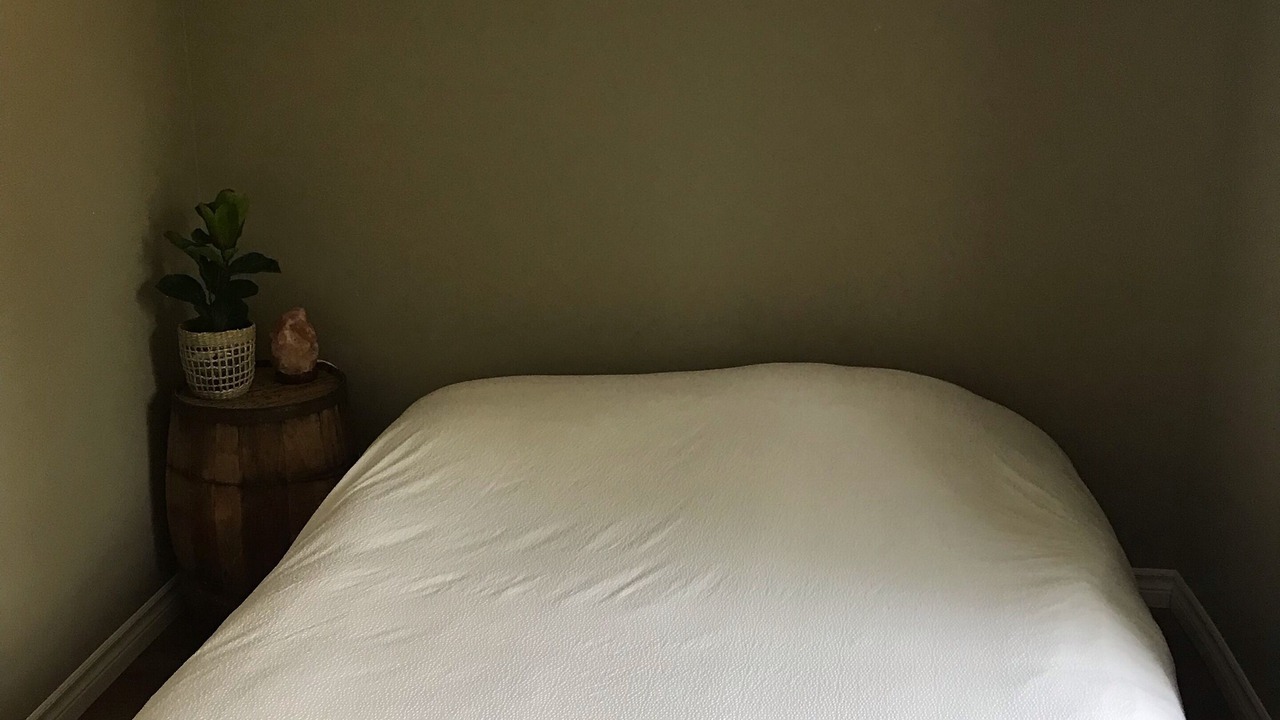 Photo of Bedroom in Shallow Lake
