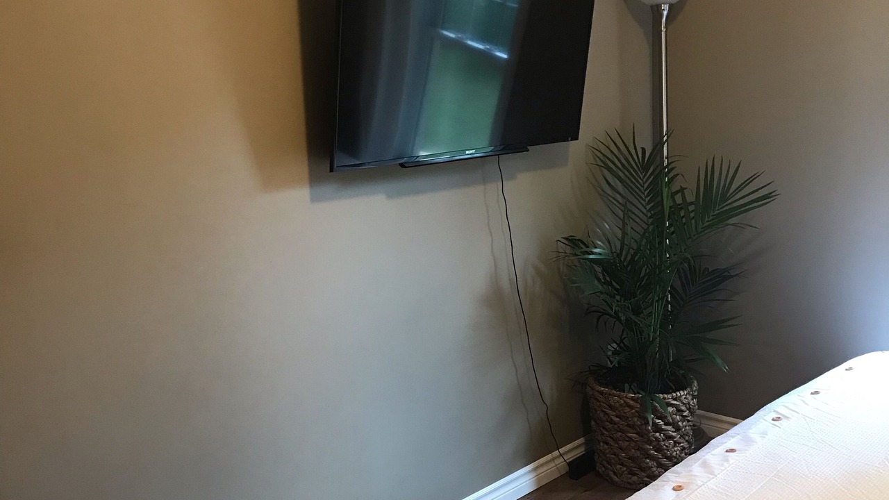 Photo of Bedroom in Shallow Lake
