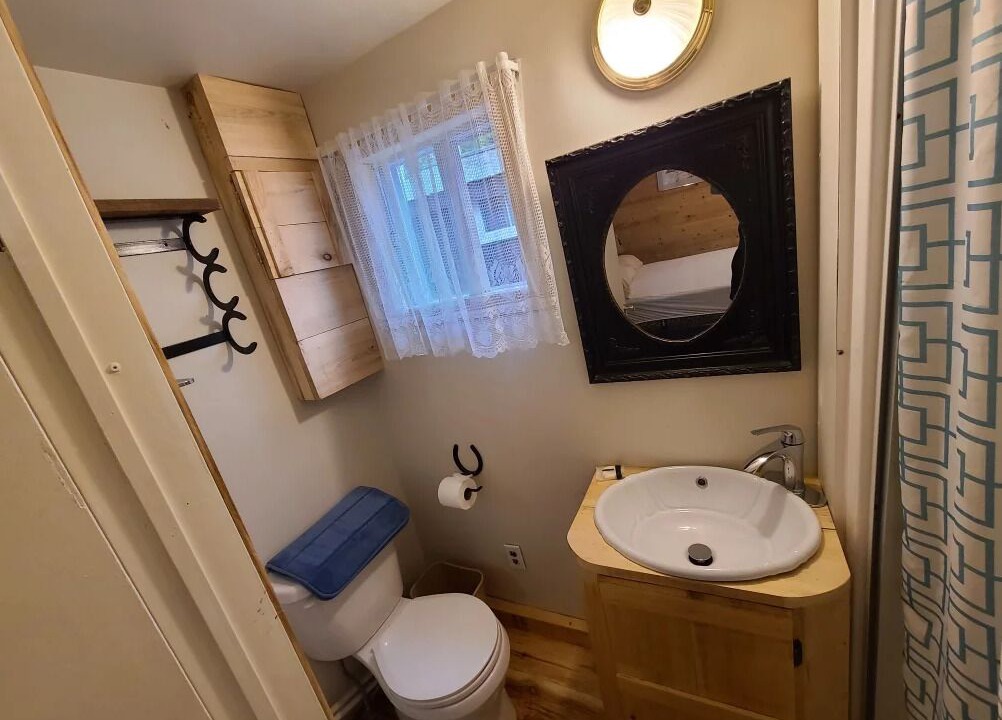 Photo of Bathroom in Papineau-Cameron