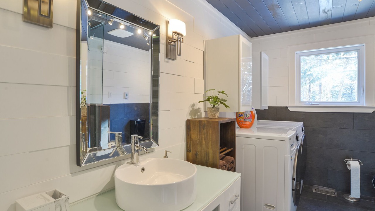 Photo of Bathroom in Lake of Bays