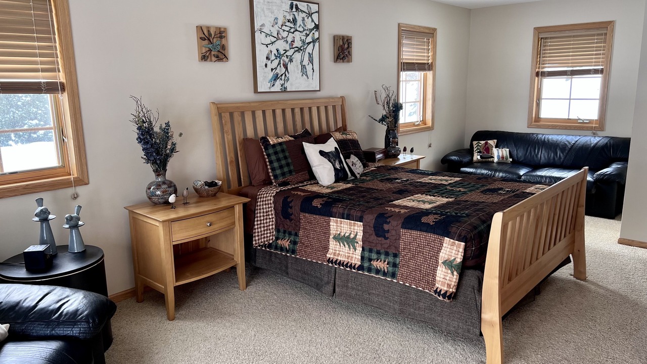 Photo of Bedroom in Isanti