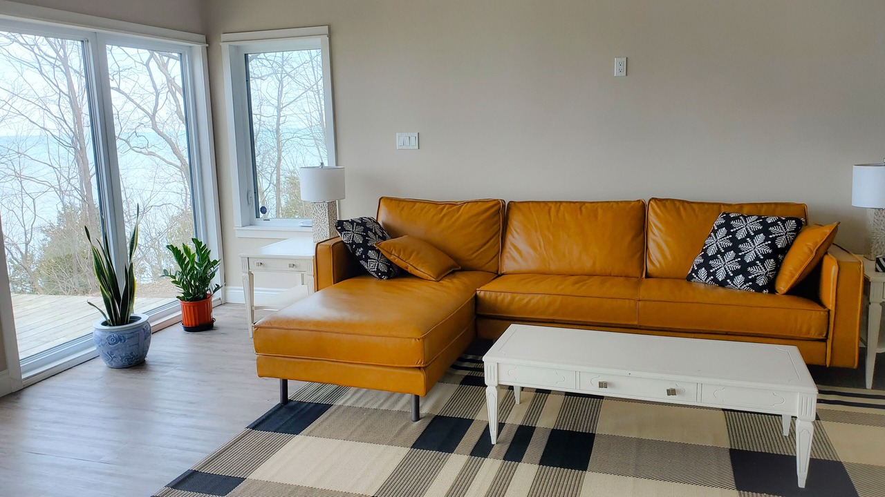 Photo of Livingroom in Plympton-Wyoming