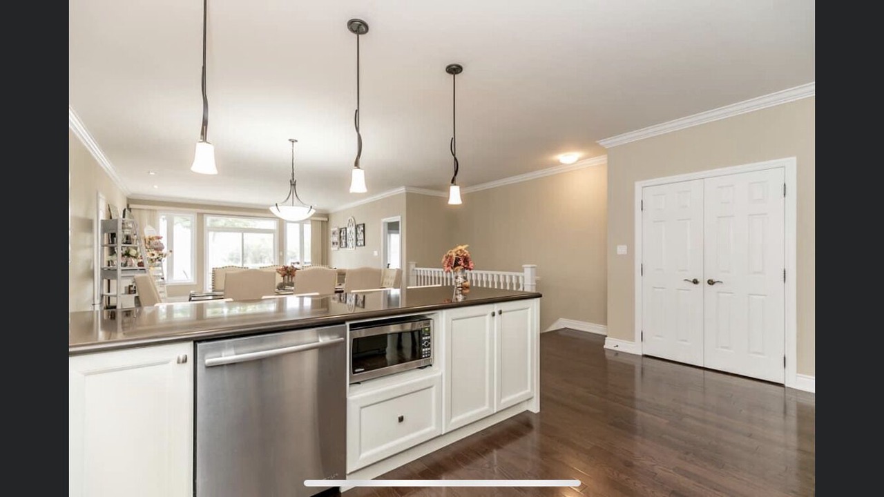 Photo of Kitchen in Victoria Harbour
