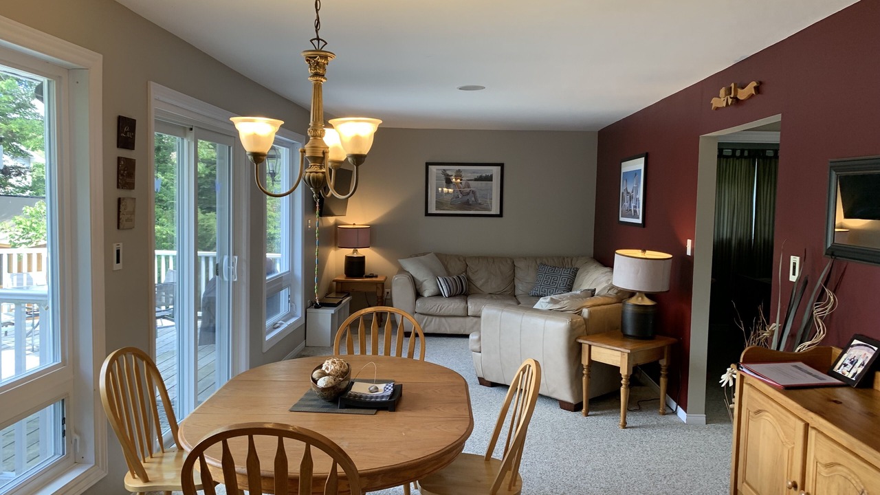 Photo of Livingroom in Perry