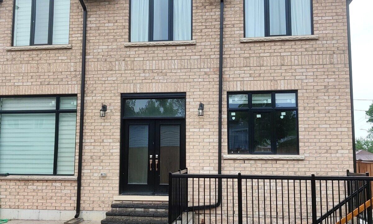 Photo of Outdoor in Pickering
