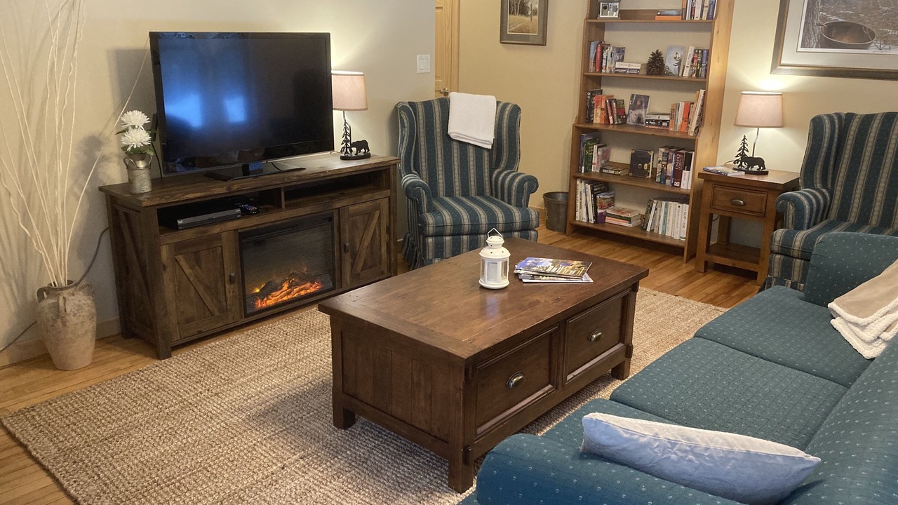 Photo of Livingroom in Bracebridge