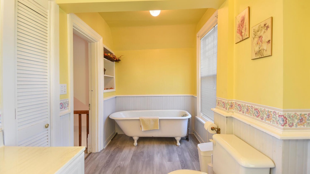 Photo of Bathroom in Brockville
