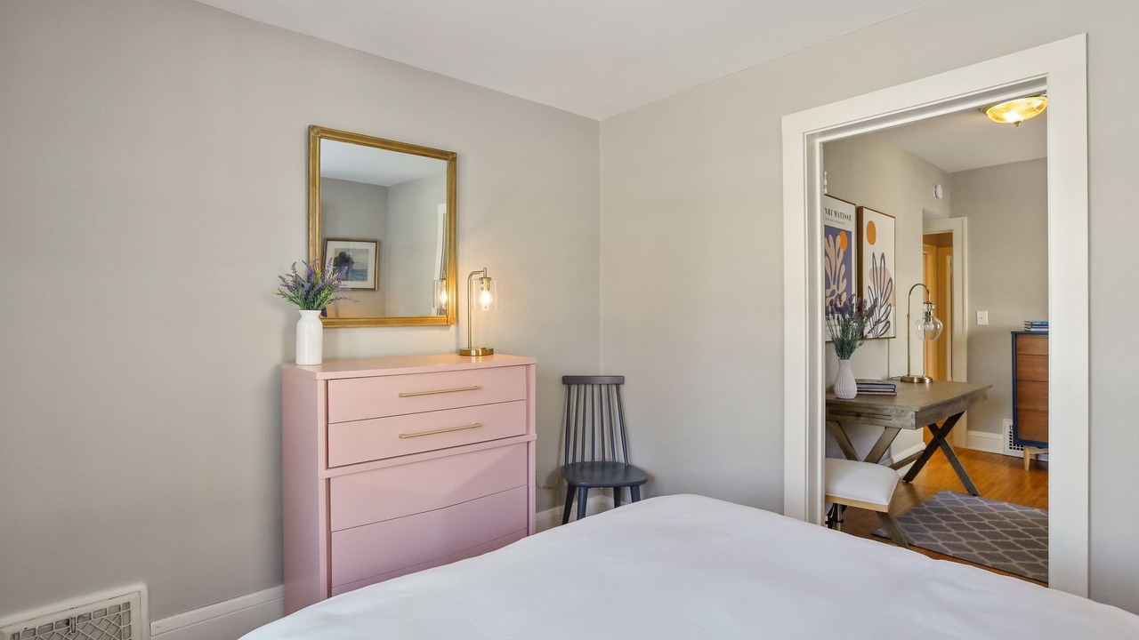 Photo of Bedroom in Wayzata