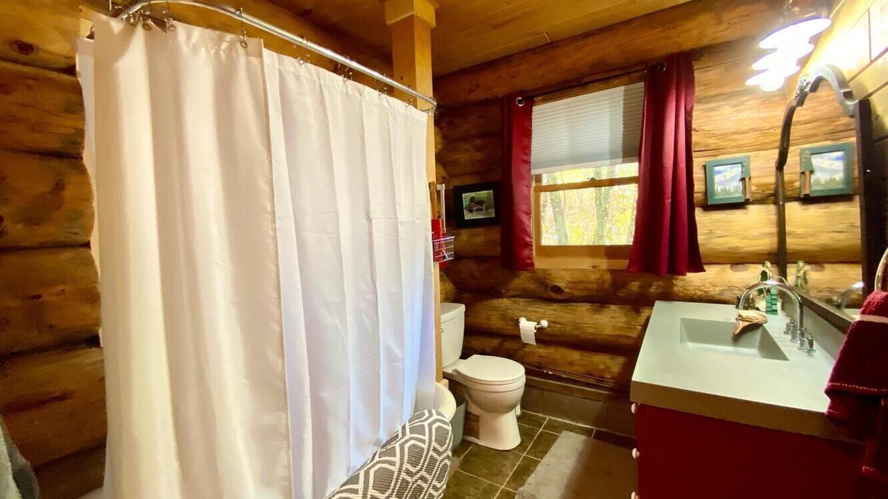 Photo of Bathroom in Backus