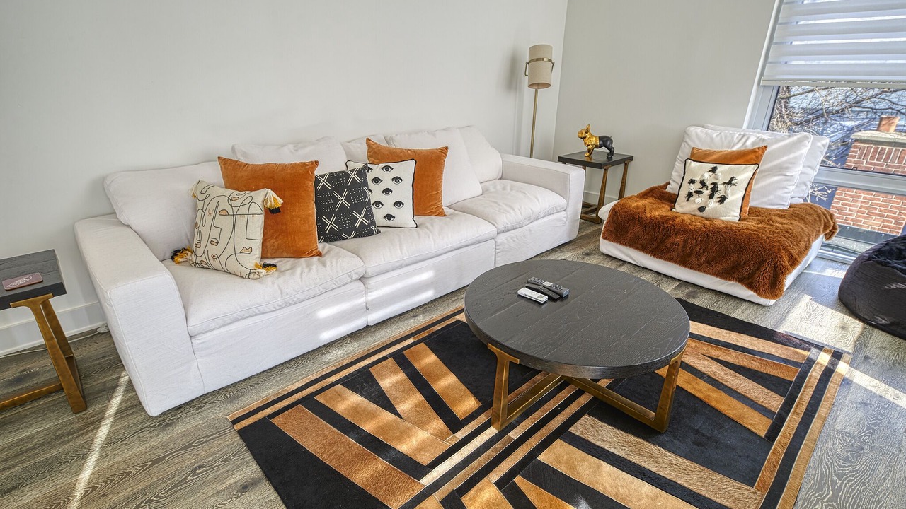 Photo of Livingroom in Midtown Toronto