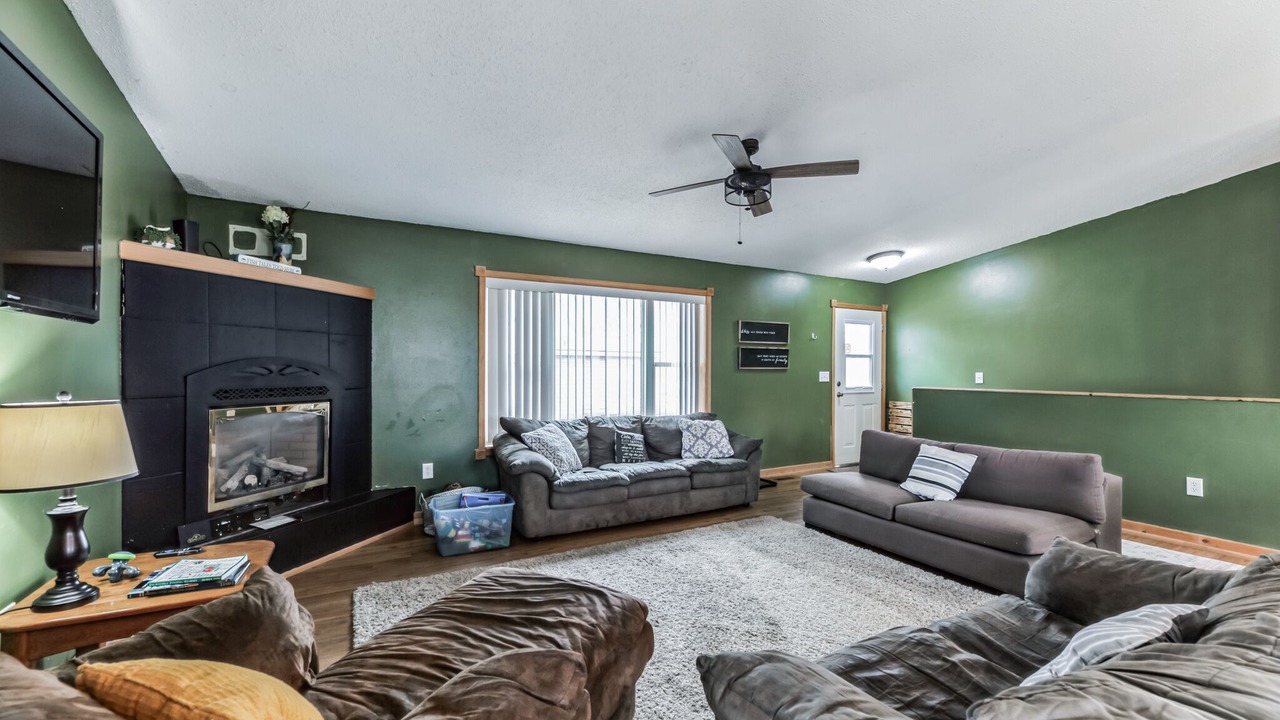 Photo of Livingroom in Spicer
