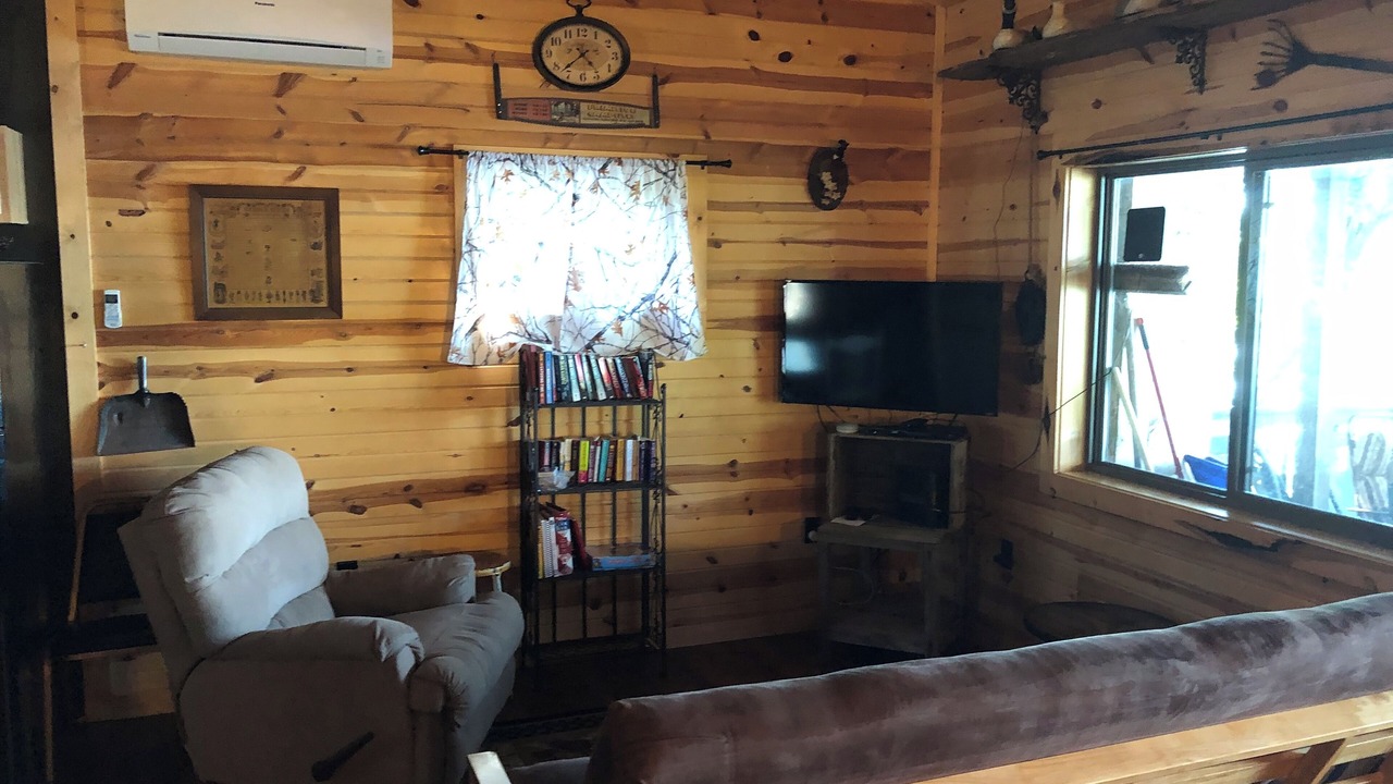 Photo of Livingroom in Waterville