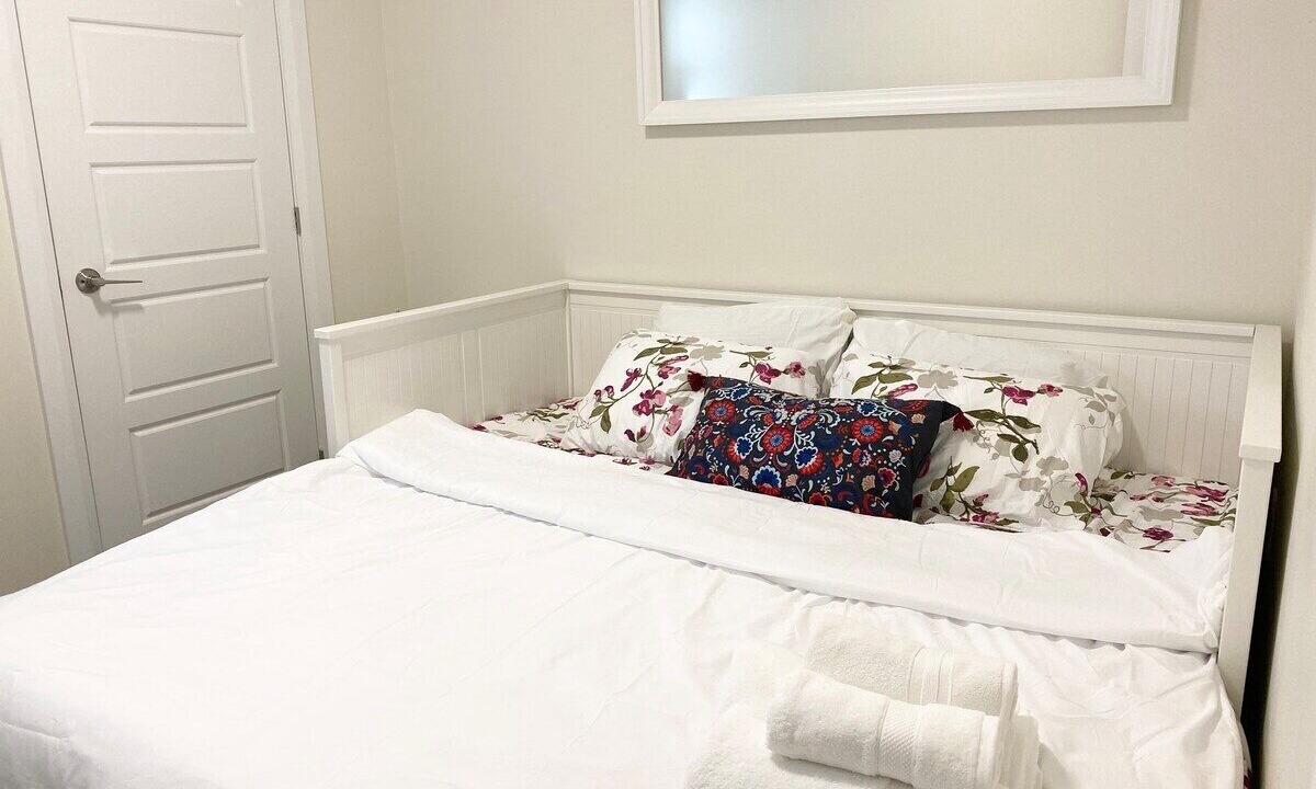 Photo of Bedroom in Pickering