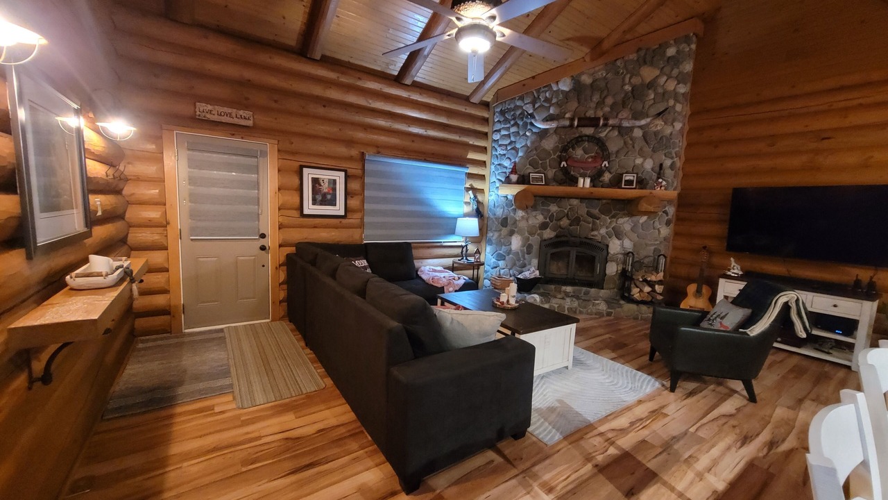 Photo of Outdoor in Golden Lake