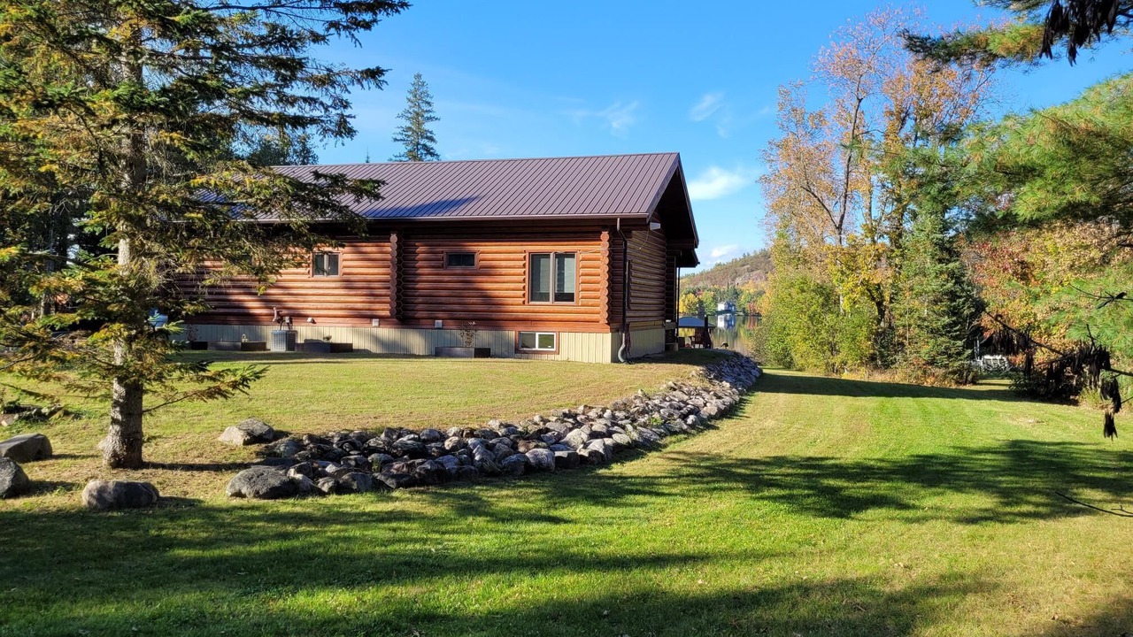 Photo of Outdoor in Golden Lake