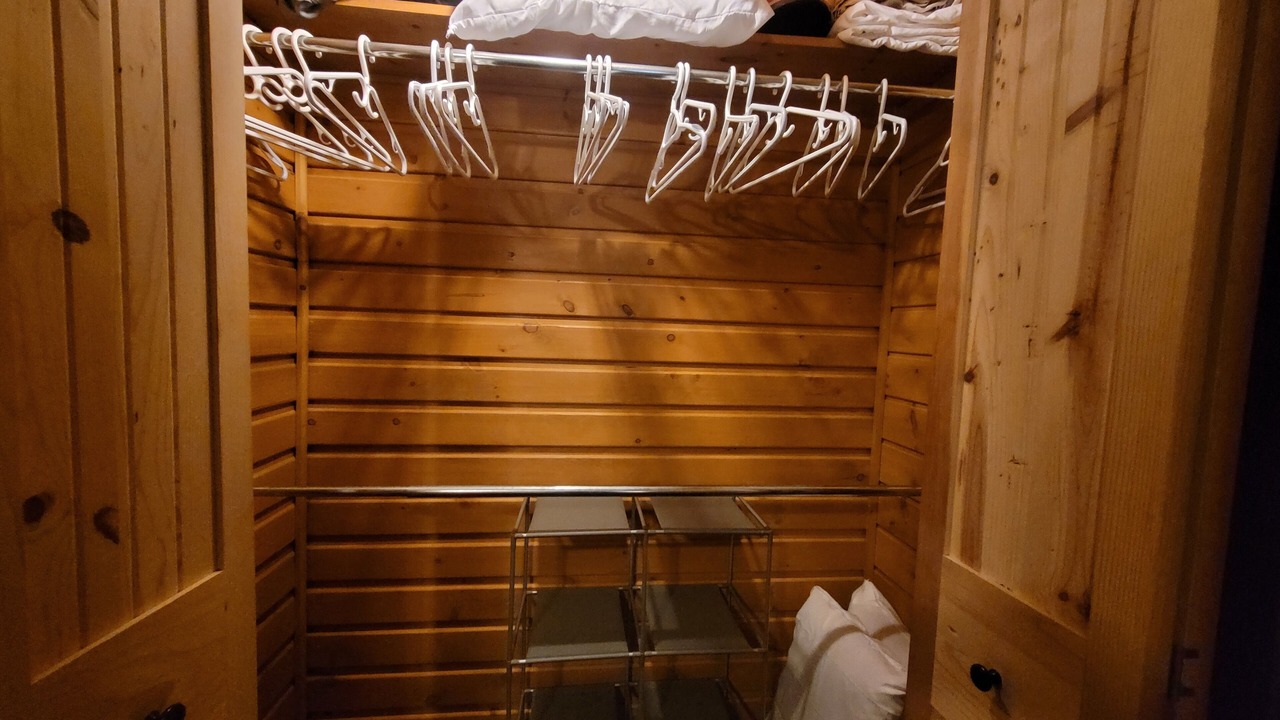 Photo of Bedroom in Golden Lake