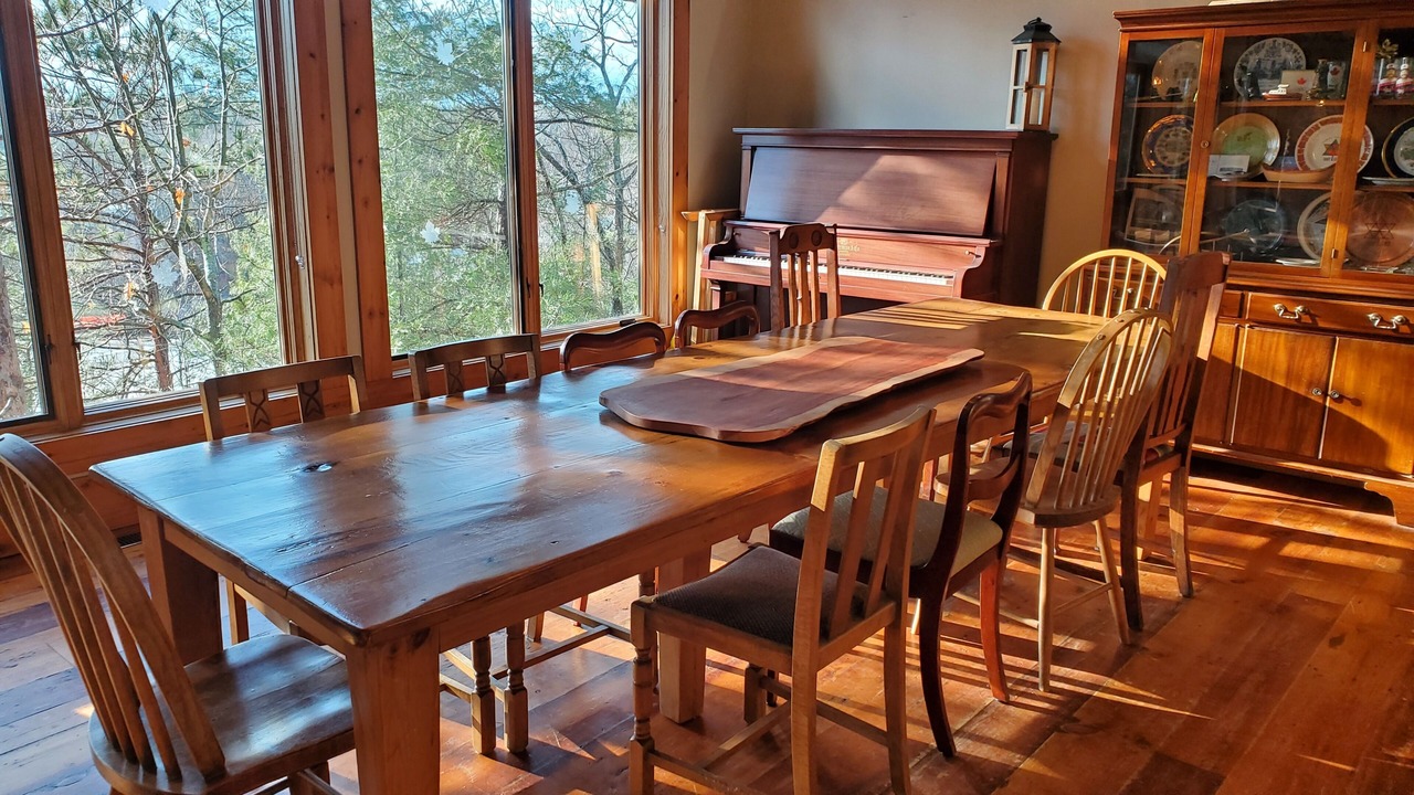 Photo of Bedroom in Gravenhurst