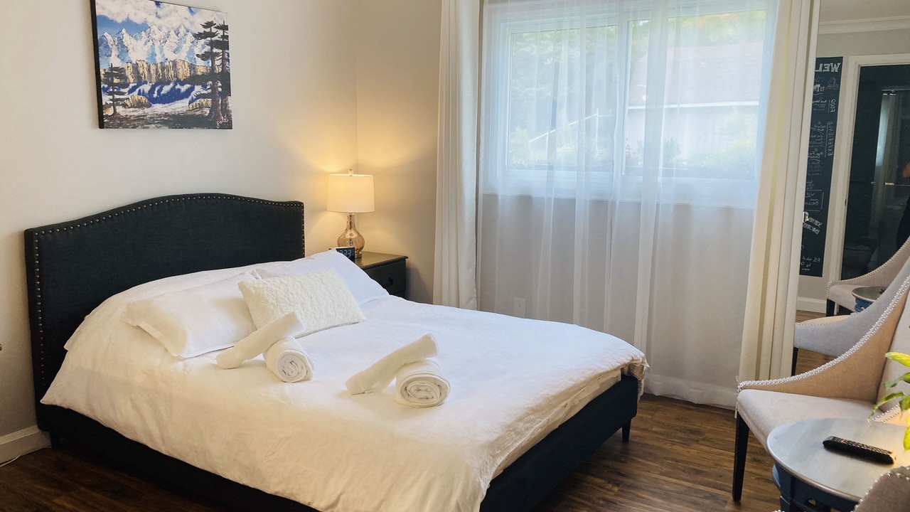 Photo of Bedroom in Aurora