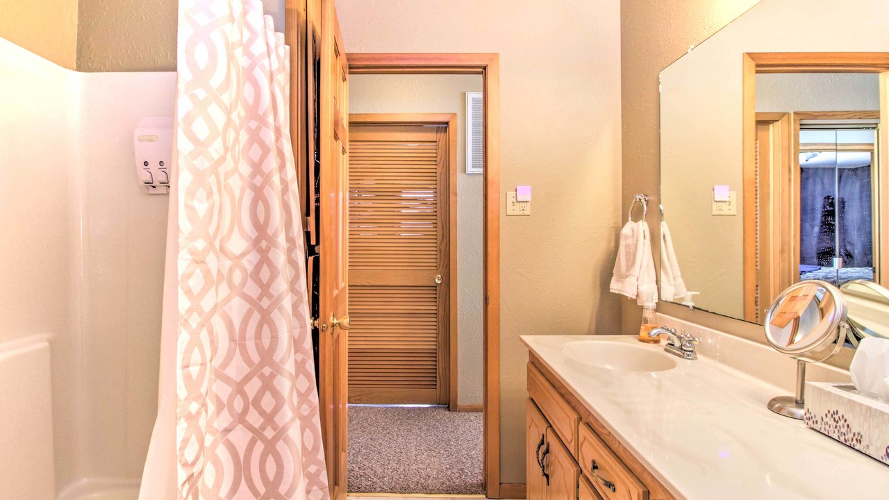 Photo of Bathroom in Hackensack