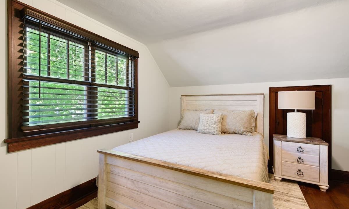 Photo of Bedroom in Wayzata