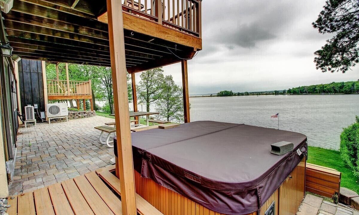 Photo of Patio Balcony in Walker