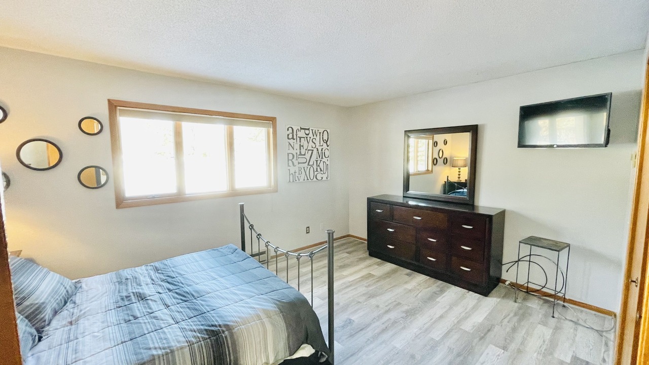 Photo of Bedroom in Walker