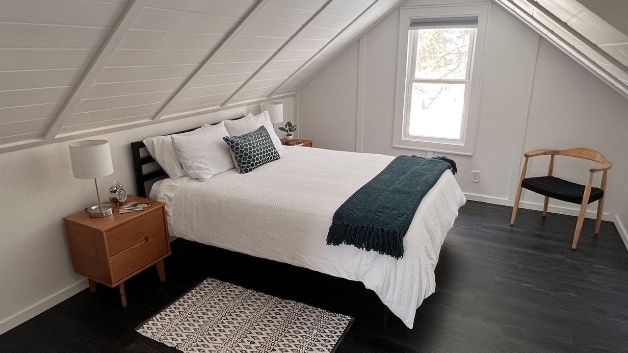 Photo of Bedroom in Maplewood