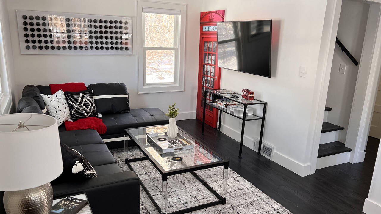 Photo of Livingroom in Maplewood