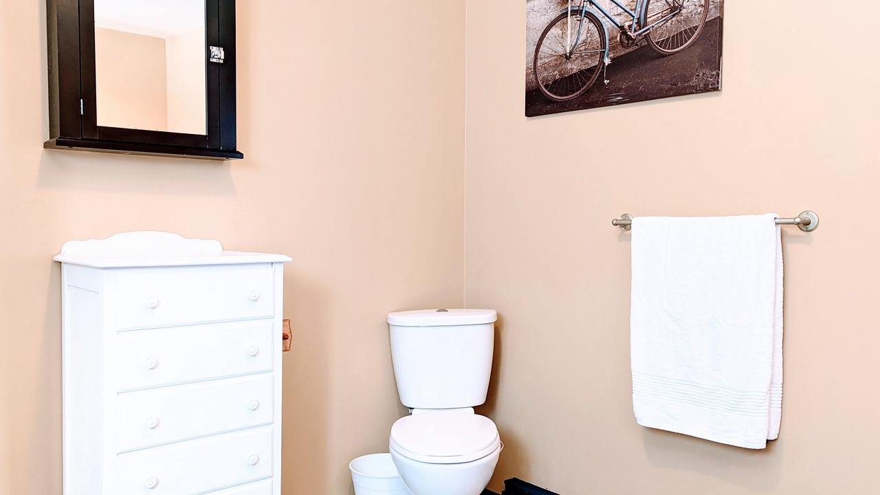 Photo of Bathroom in Eagle Lake