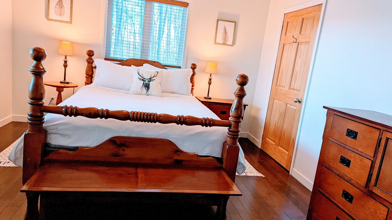 Photo of Bedroom in Eagle Lake