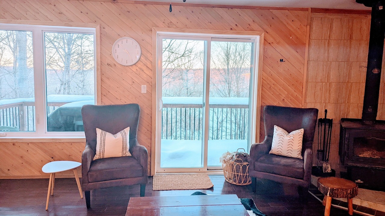 Photo of Livingroom in Eagle Lake