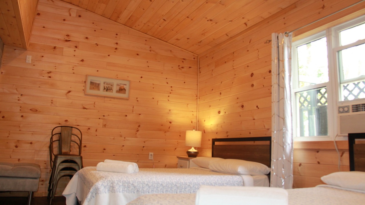 Photo of Bedroom in Lambton Shores