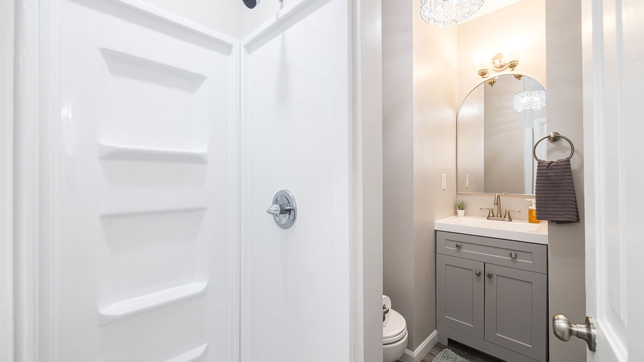 Photo of Bathroom in Merriam Park
