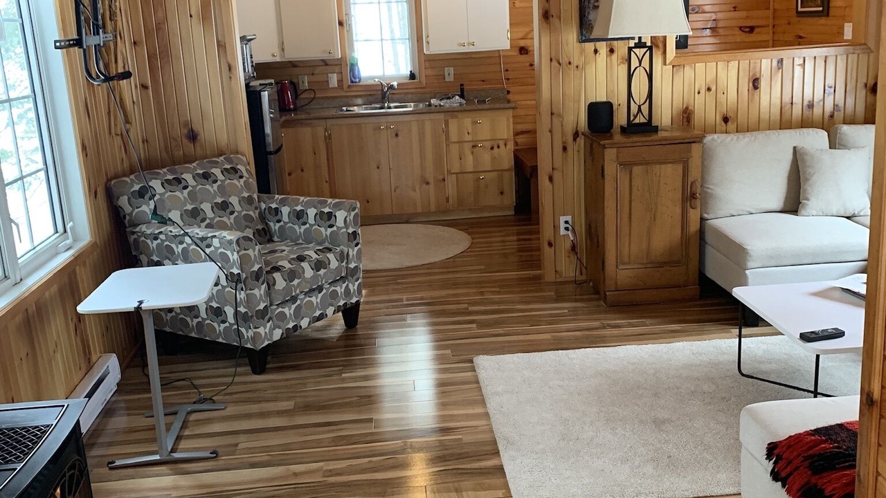 Photo of Livingroom in Haliburton